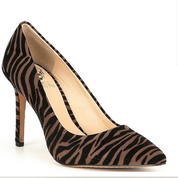 VINCE CAMUTO SAVILLA
MOCHA TEXTURED ZEBRA
HEELS SIZE 7.5 - Picture 1 of 14